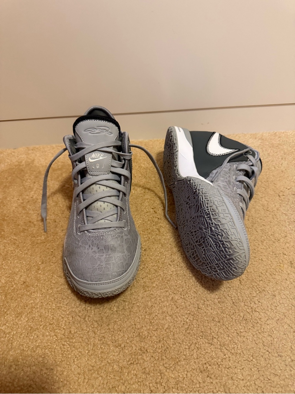 Nike LeBron NXXT Gen Basketball Shoes Gray Gold Men’s 9